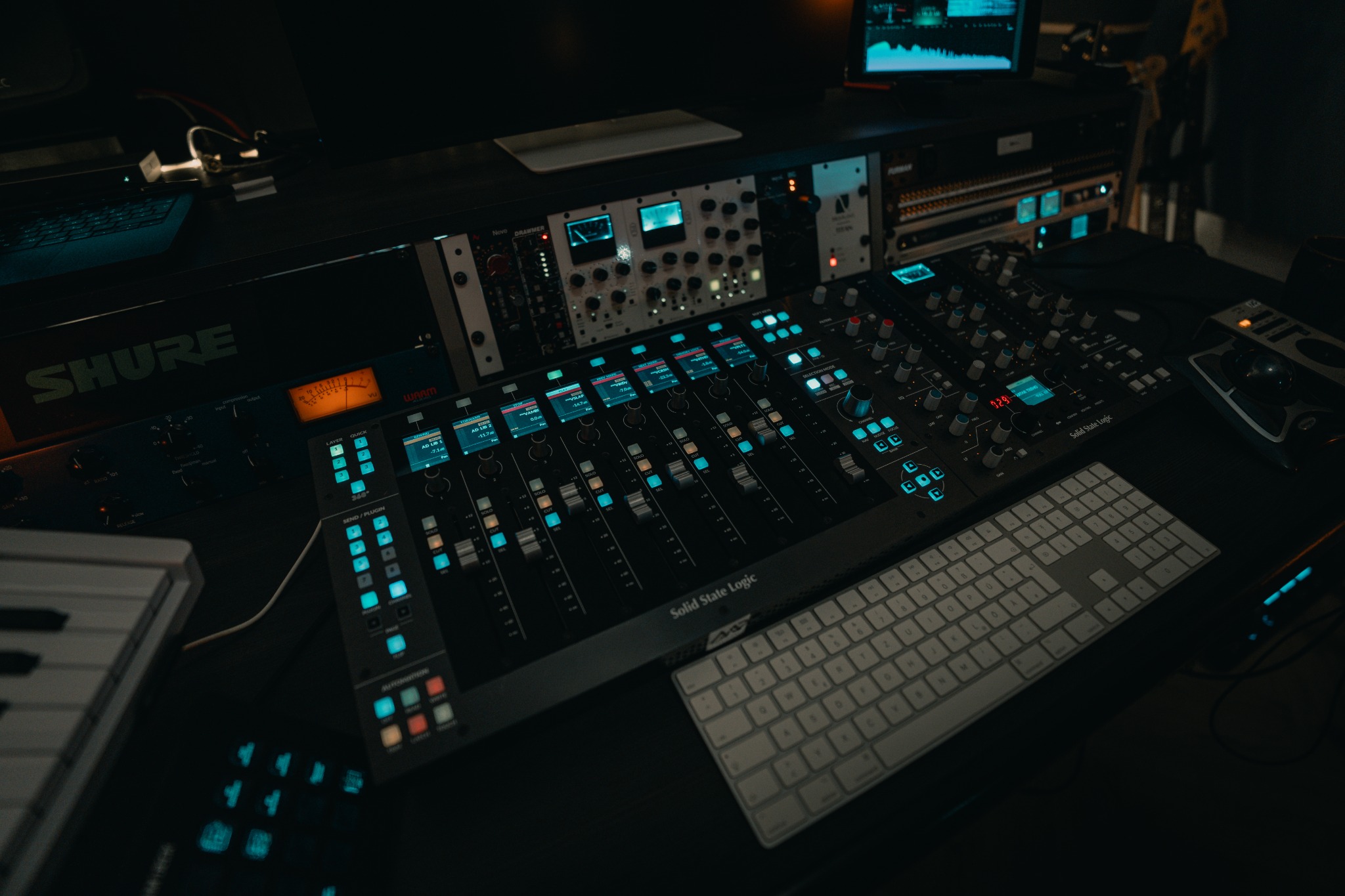 Analogue WesAudio equipment and SSL controls at the AAP Studio